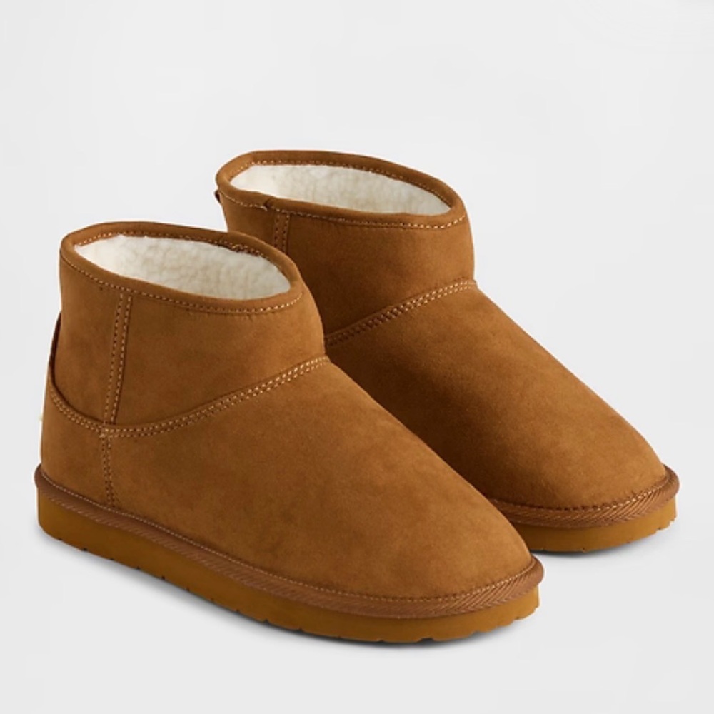 GAP Kids Tan Sherpa Lined Boots